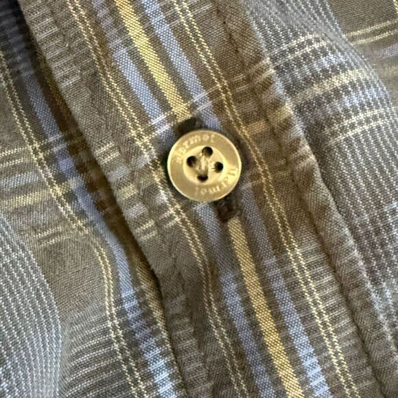 Marmot Short Sleeve Blue Plaid Button Down Shirt - Men’s US M - Picture 7 of 9